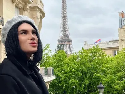 Предложиха брак на българския Кен