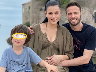 Ралица Паскалева вдига сватба след  второто раждане