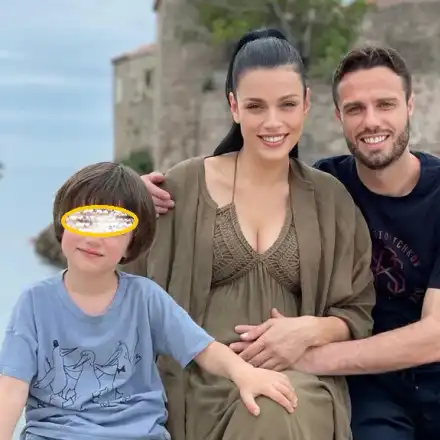 Ралица Паскалева вдига сватба след  второто раждане