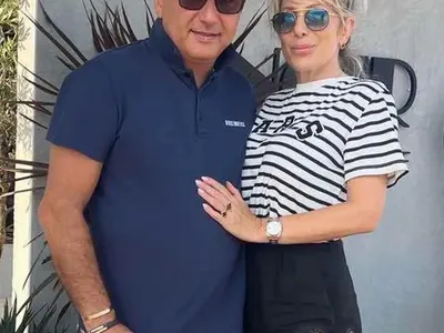 Шеф Манчев се глези на луксозна яхта