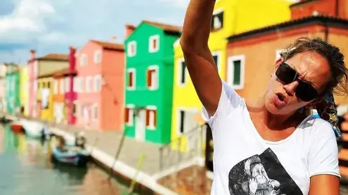 Снежана Макавеева теши мъката с почивка в Италия