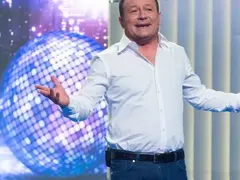 Тъпите смешки се завръщат: „С Рачков всичко е  възможно” излиза  от комата