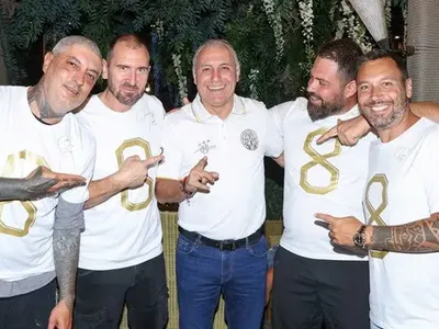 Топ готвачи глезят Стоичков на морето (Снимки)