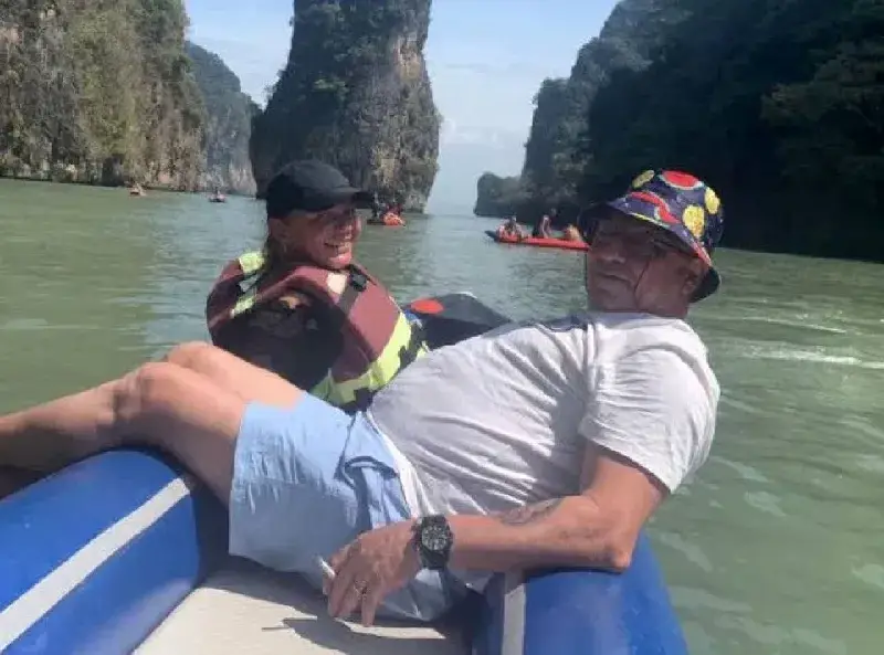 Американски пенсионери издържат Гибона