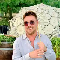 Базедова болест мъчи Миро от „Каризма”