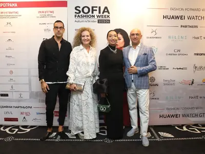 Бляскав моден старт на Sofia Fashion Week AW23/24 СНИМКИ