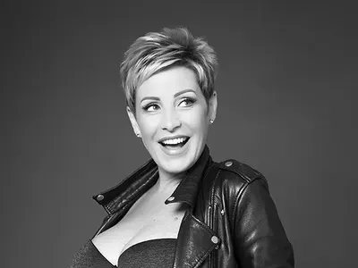 Джина Стоева изпраща първокласничка