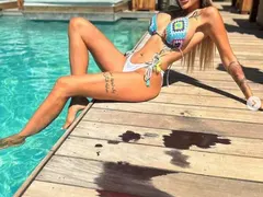 Джулиана Гани глези мъжа на Малдивите