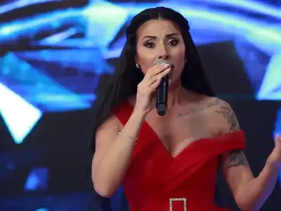 Линчуваха македонка, че пее на български