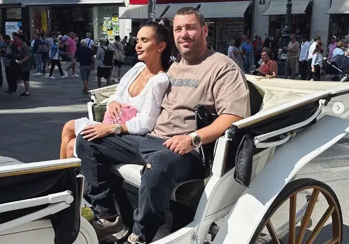 Милионерът Миро качи Мария на каляска