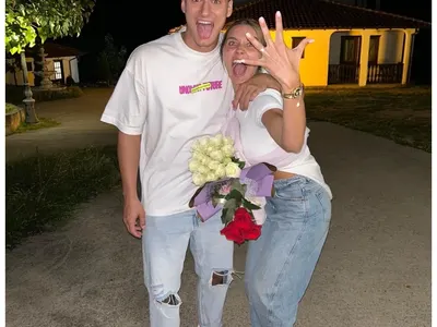 Мис България с диамант за годежа от Румен Радев (СНИМКИ)