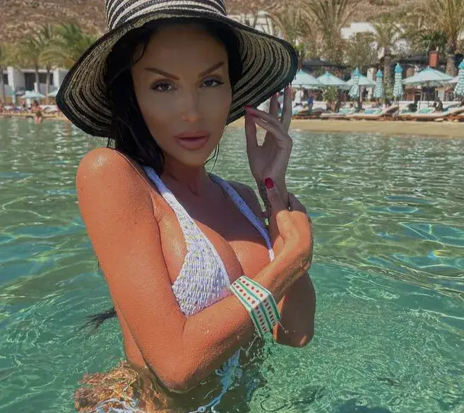 Моника Валериева с мераци да е естествена, маха силикона