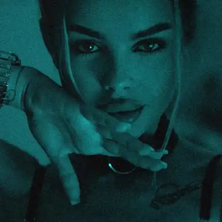 Неподозиран талант: Сузанита стана художничка (Снимки)