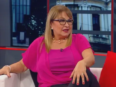 От немай къде! Марги Хранова продава хамбургери, за да се издържа