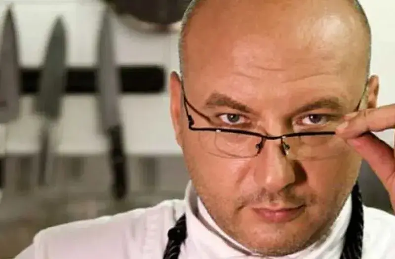 Шеф Манчев копира кадастъра и го продава на общините