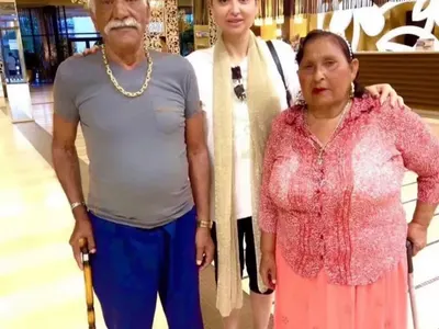 След смъртта на баща си: Софка  спря да пее, губи 100 хил. лева от отменени участия