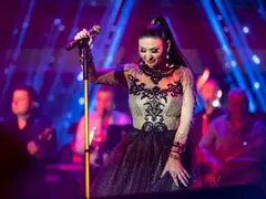 Софка спира да пее заради загубата на баща си