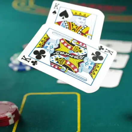 Стратегия: Изкуството в шаха и покера