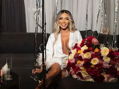 Златка Райкова избухна на моминското си парти (Палави снимки)