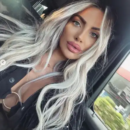 Златка Райкова с метален лак за сватбата