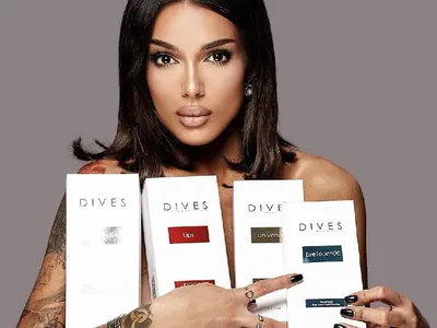 Диона  показа тайната на своя сексапил