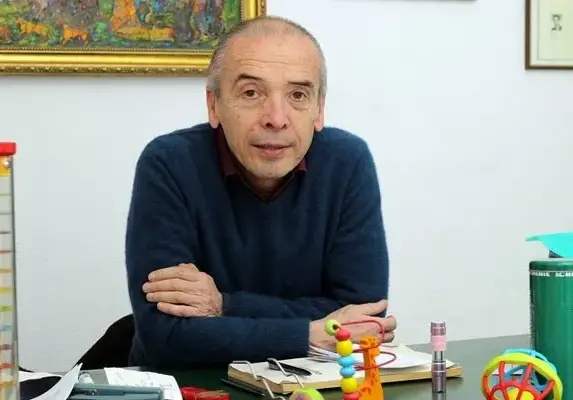 Доц. Мангъров коментира стрелбата срещу него