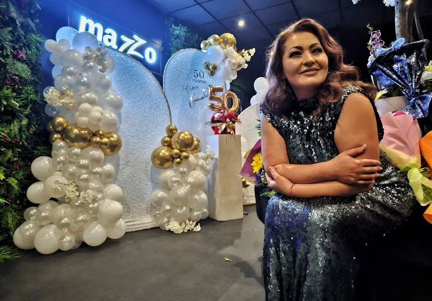 Еми Стамболова отбеляза двоен юбилей с Глория, Деси Слава, Бергендорф и др. (СНИМКИ)