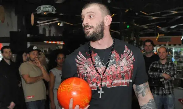 Емо Къртицата напира за „Игри на волята“