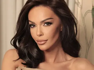 Галена пее: Хубава съм била, но те хванах с друга!