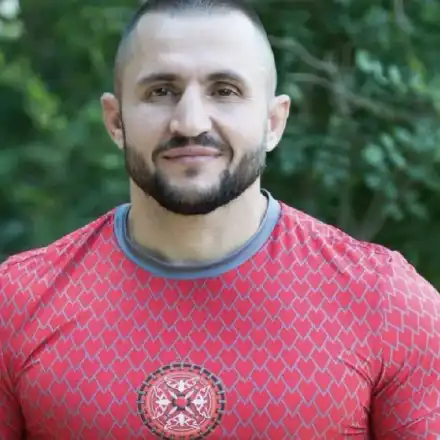 Гатьо бил бодигард на Златко Баретата  и Алексей Петров