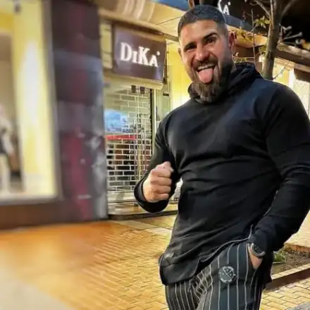 Генчо от „Игри на волята“ води бунта срещу бежанския център в Харманли