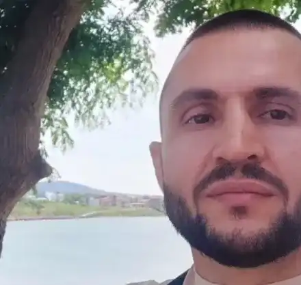 Гореща блондинка е жената на Гатьо от „Игри на волята“ СНИМКИ