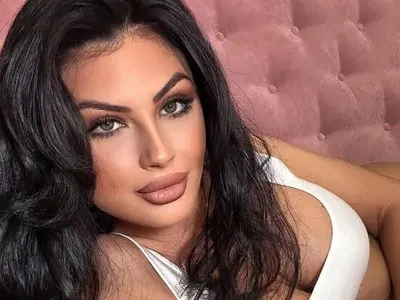 Горещо! Миска разкри как обича да го прави! (И с кого)