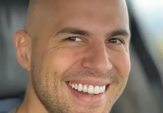 Иво Аръков показа бебето Тео (Снимки)