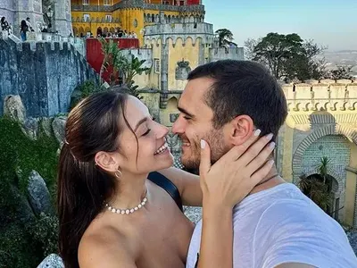 Изкусителката от „Игри на волята“ Мирела иска в Париж с холивудското си гадже