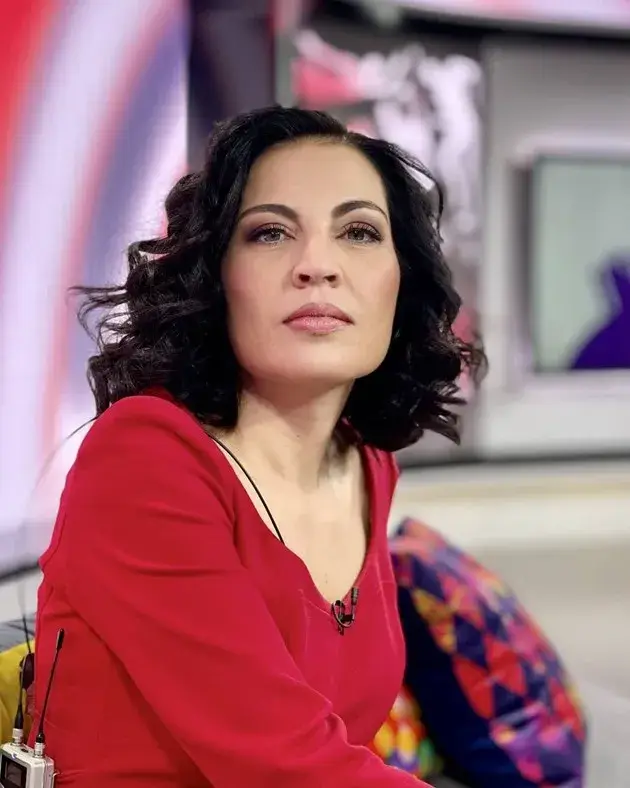 Изплуваха пикантни разкрития от личния живот на Деси Стоянова