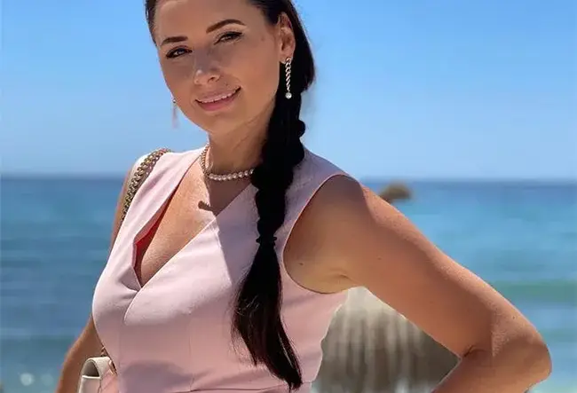 Кобилкина чете за интимната наука от 14-годишна