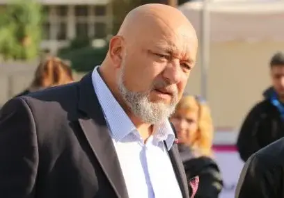 Красен Кралев излапа 3 кг пържоли