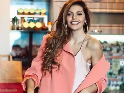 Михаела Филева обича 69 и 96