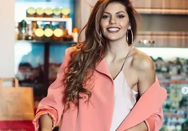 Михаела Филева обича 69 и 96