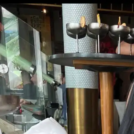 Милионерката Палома няма пари да си боядиса екстеншъните