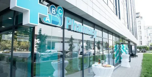 На изискан коктейл ABC Pharmacy представиха новите си аптеки (СНИМКИ)