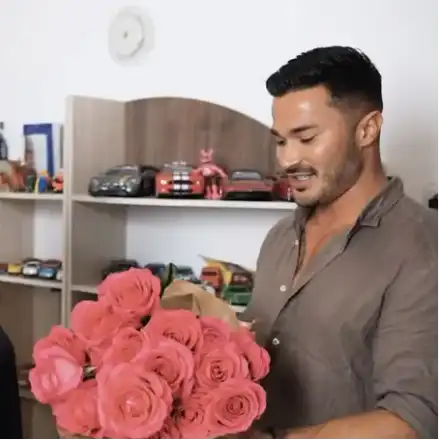 Нарязаната Дебора записа песен с Галин