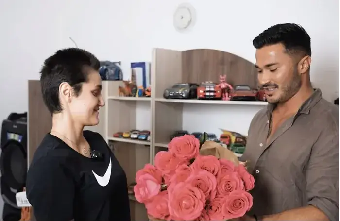 Нарязаната Дебора записа песен с Галин