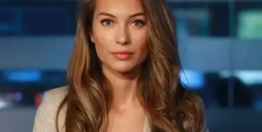 Никол Станкулова заголи пъп за прогнозата (Снимка)