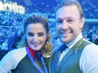 Нина Николина фенка на Колин Макгрегър