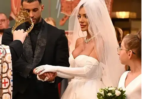 ПОШЛО: След 3 годежа, Русата Златка  се омъжи по бомби (Родителите на младоженеца бойкотираха сватбата)