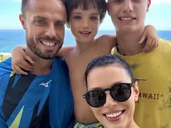 Ралица Паскалева се събра с големия син на Салпаров