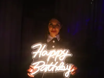 Семейство Адамс за ЧРД на Кали (СНИМКИ)