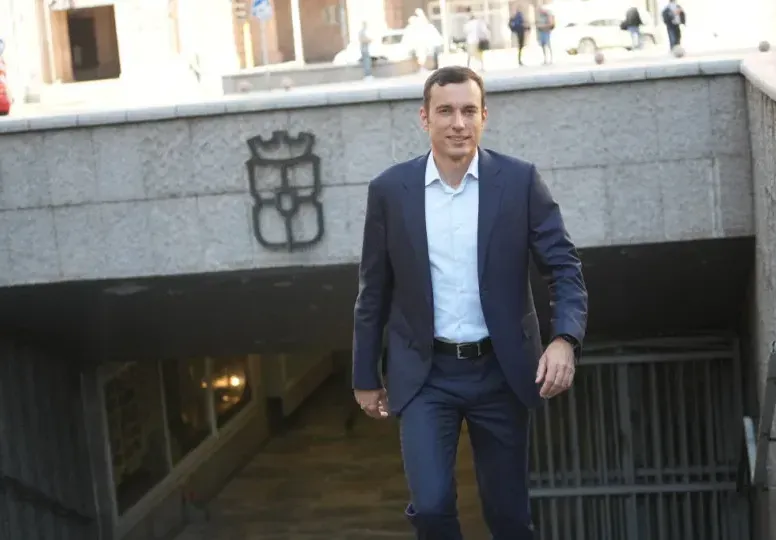 Щерките на милионера Васил Терзиев живеят като принцеси (Уникални снимки)